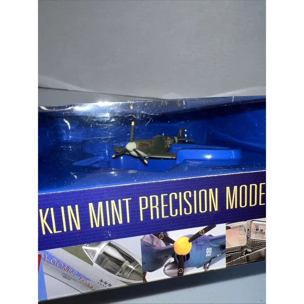 Franklin Mint Precision Models 1/100 Scale  Armour Collection RAF Spitfire New